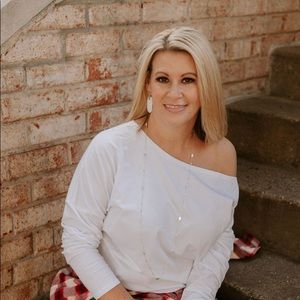 Meet your Posher, Gina